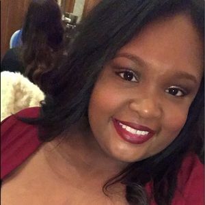 Meet your Posher, Tori